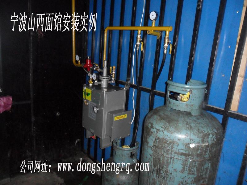 液化氣汽化器在使用的時(shí)候結(jié)冰是什么原因，東升公司為您解答！